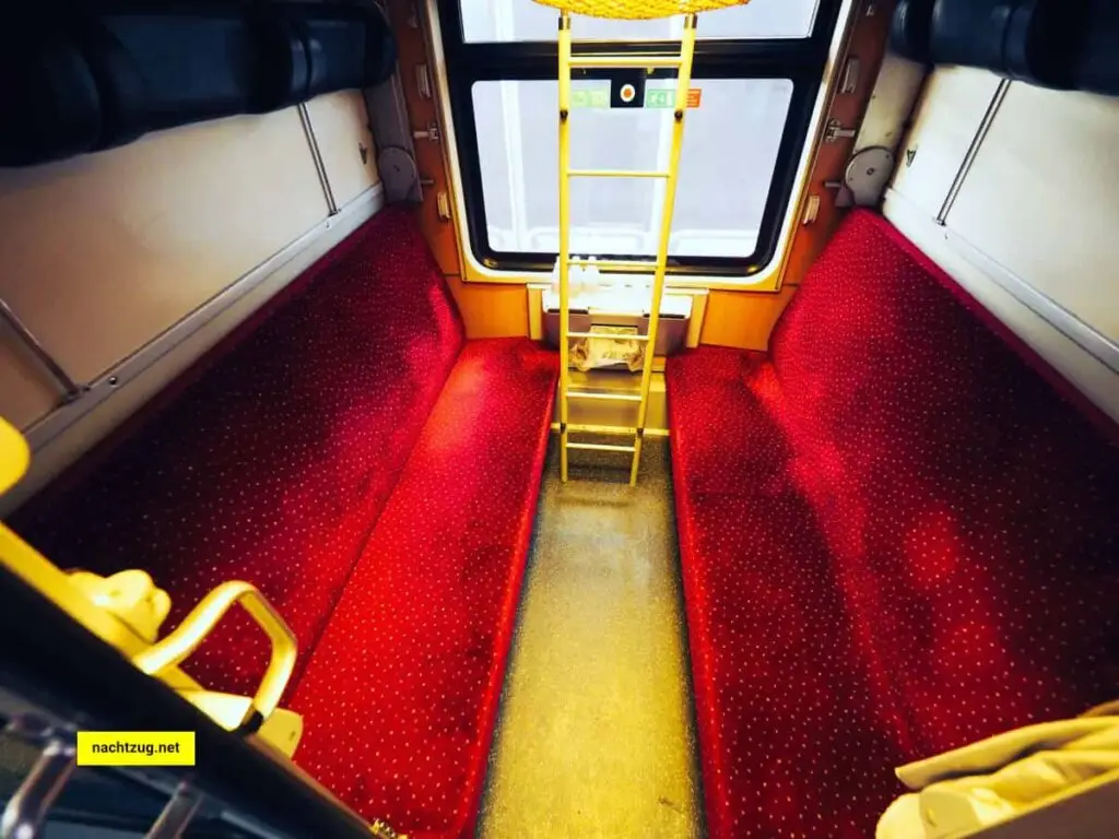 Nachtzug ÖBB nightjet Liegewagen Abteil